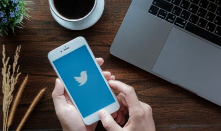 Rusko omezuje Twitter pro běžné uživatele. Reaguje tak na cenzuru ruských médií